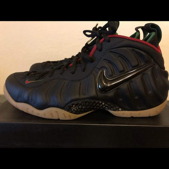 nike foamposite size 11